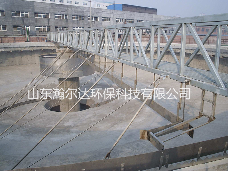 生活污水的化粪池清理工作可以用刮吸泥机吗？(图2)